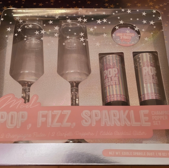 Other - 5 Piece Pop Fizz Sparkle Champagne Popper Set